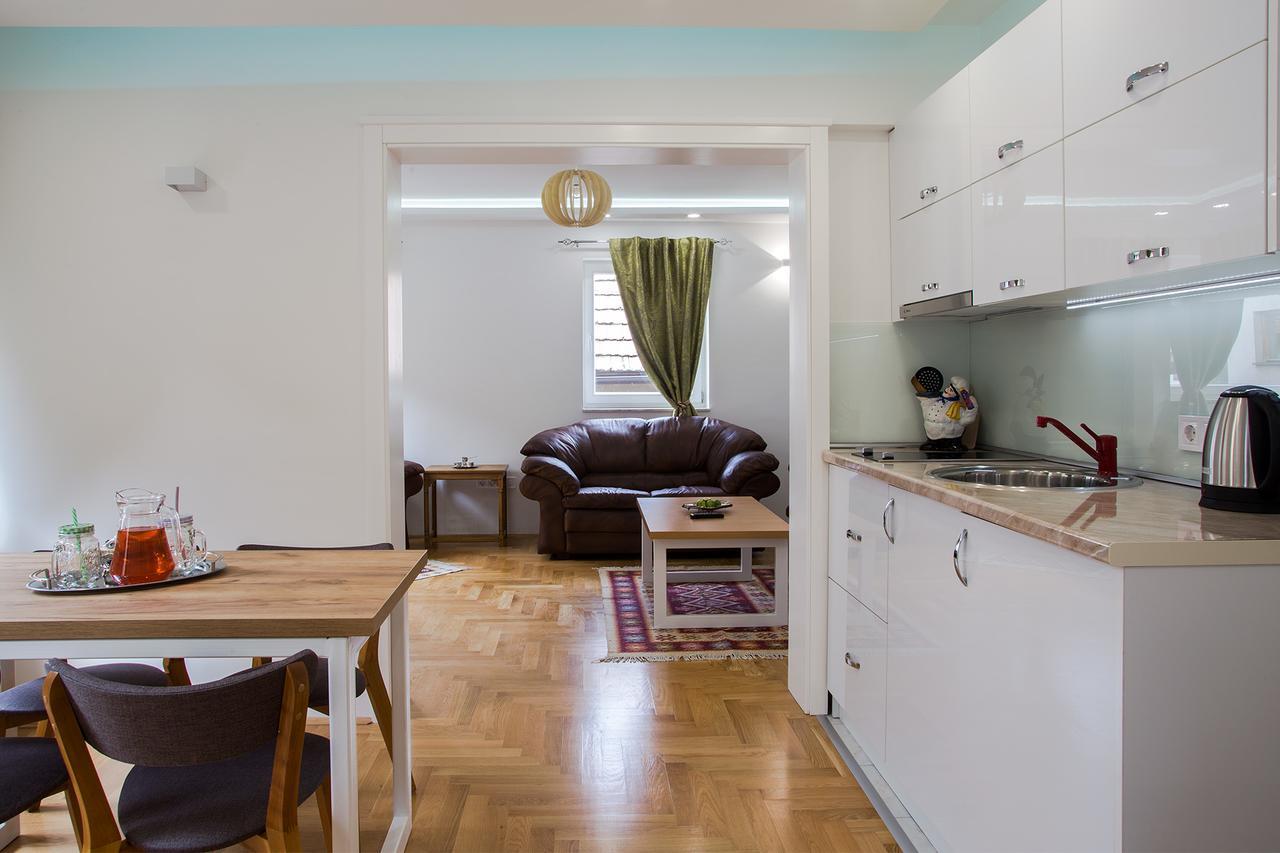Hendek Apartment *